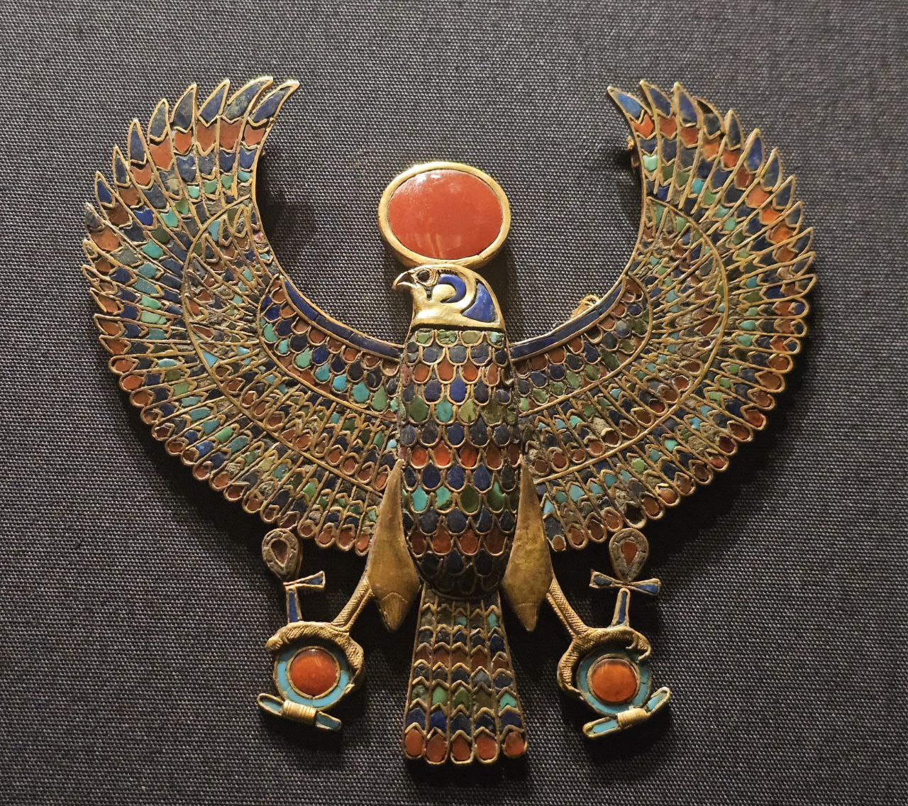 Mara House — 2027 eclipse